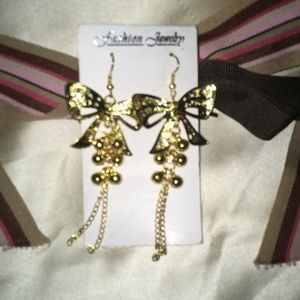 🎁Any 4 For $15🎁 NWT Fashion Earrings 🎁